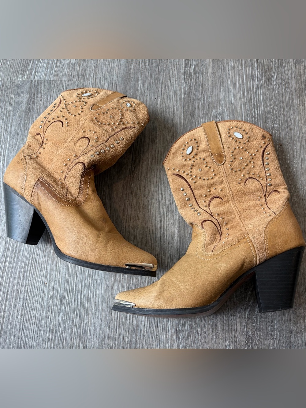 Dingo Ladies 8.5 Leather Cowboy Boots